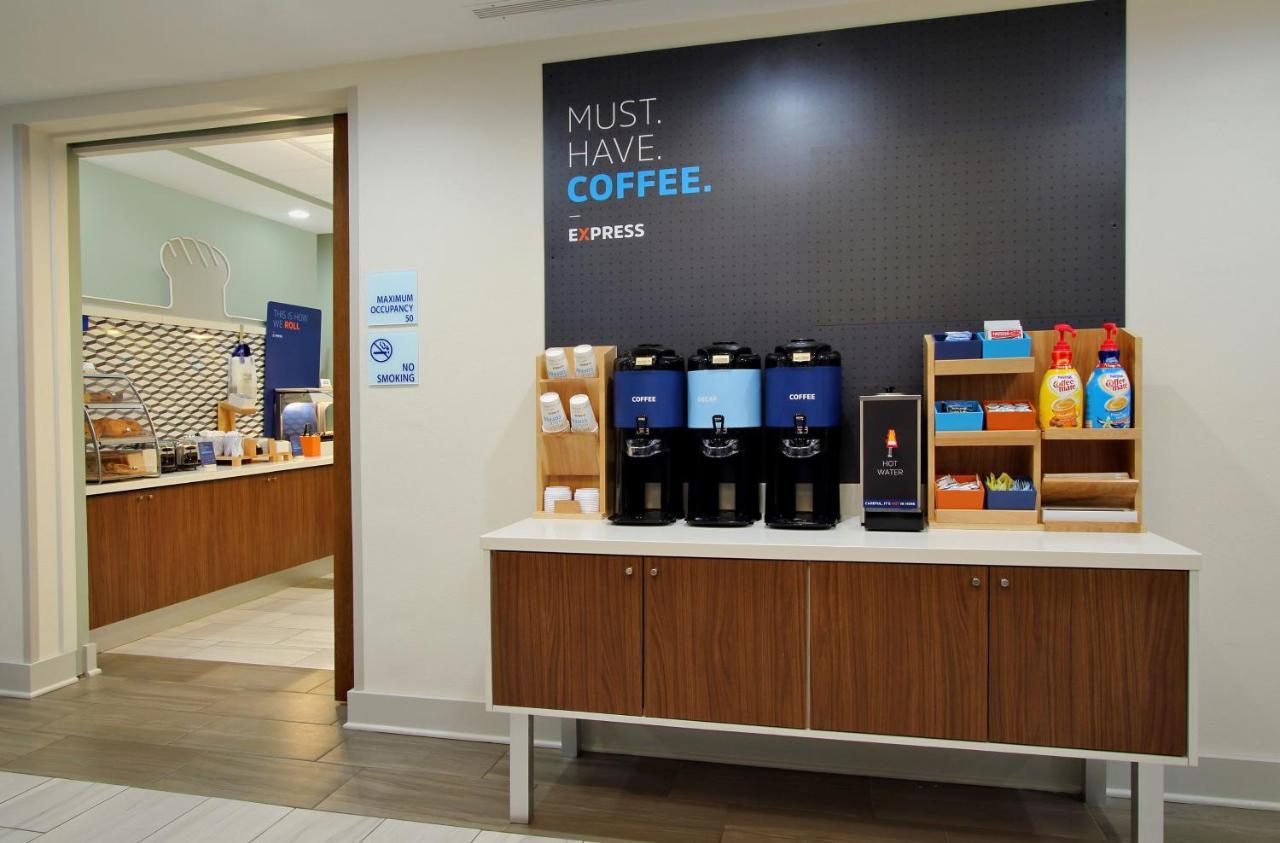 Holiday Inn Express Hotel & Suites Dayton-Centerville By Ihg Εξωτερικό φωτογραφία