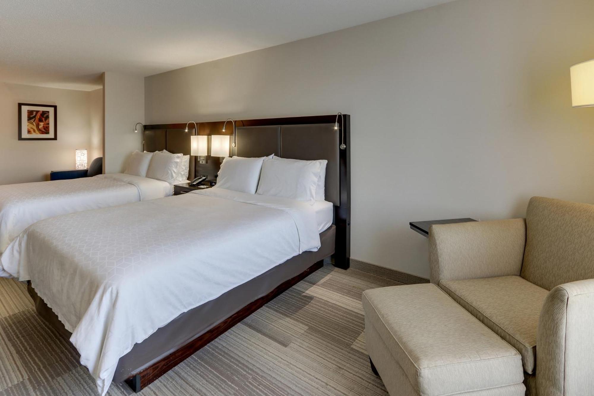 Holiday Inn Express Hotel & Suites Dayton-Centerville By Ihg Εξωτερικό φωτογραφία